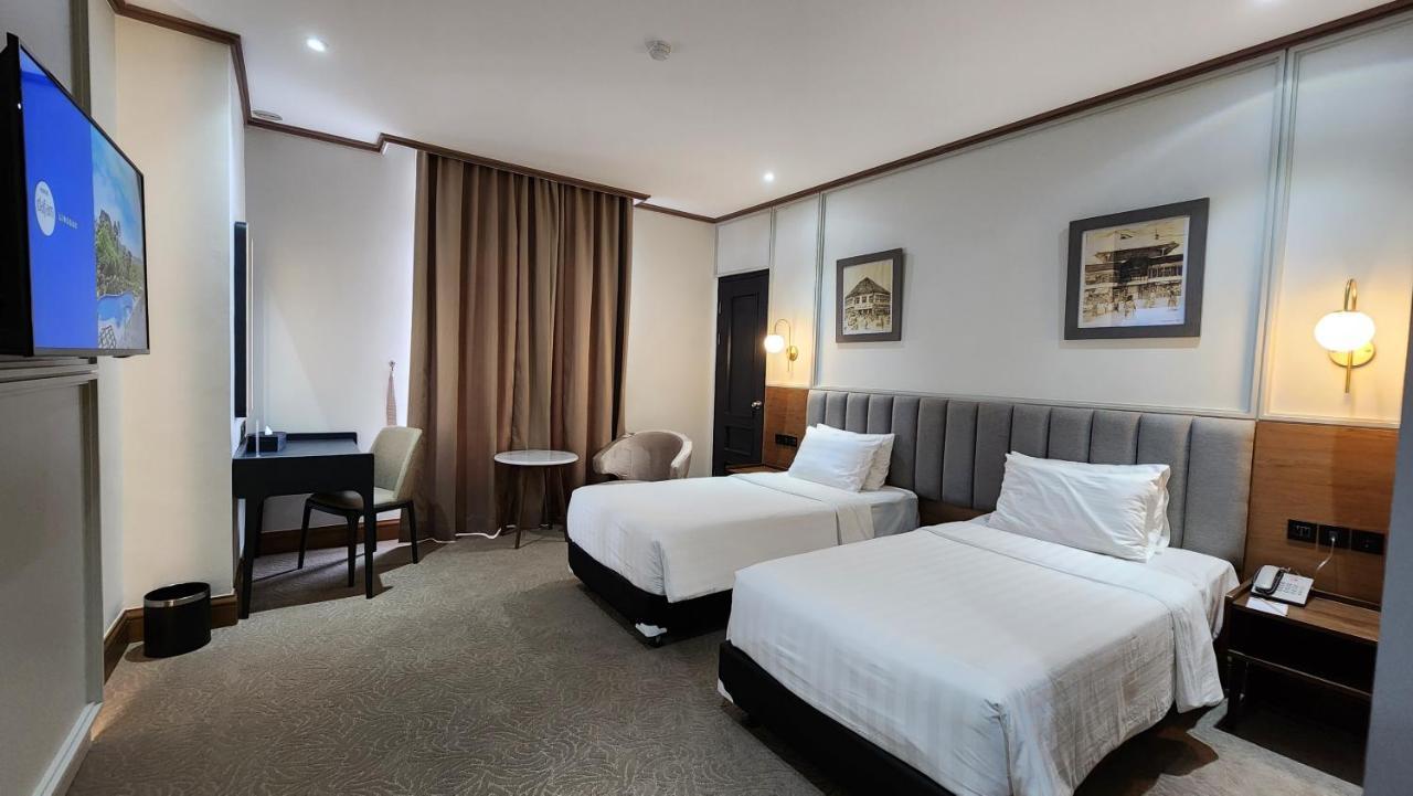 Hotel Dafam Semarang Bagian luar foto