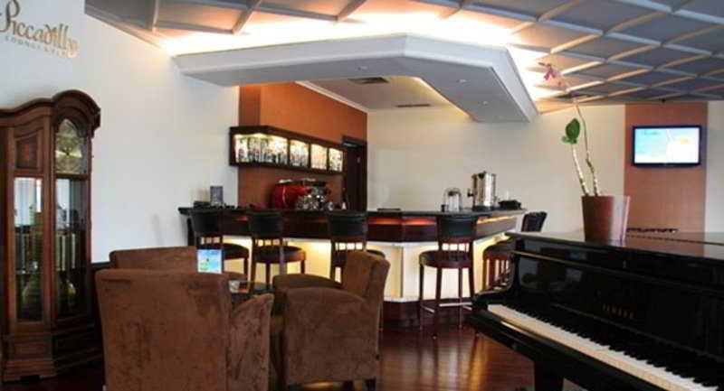 Hotel Dafam Semarang Bagian luar foto